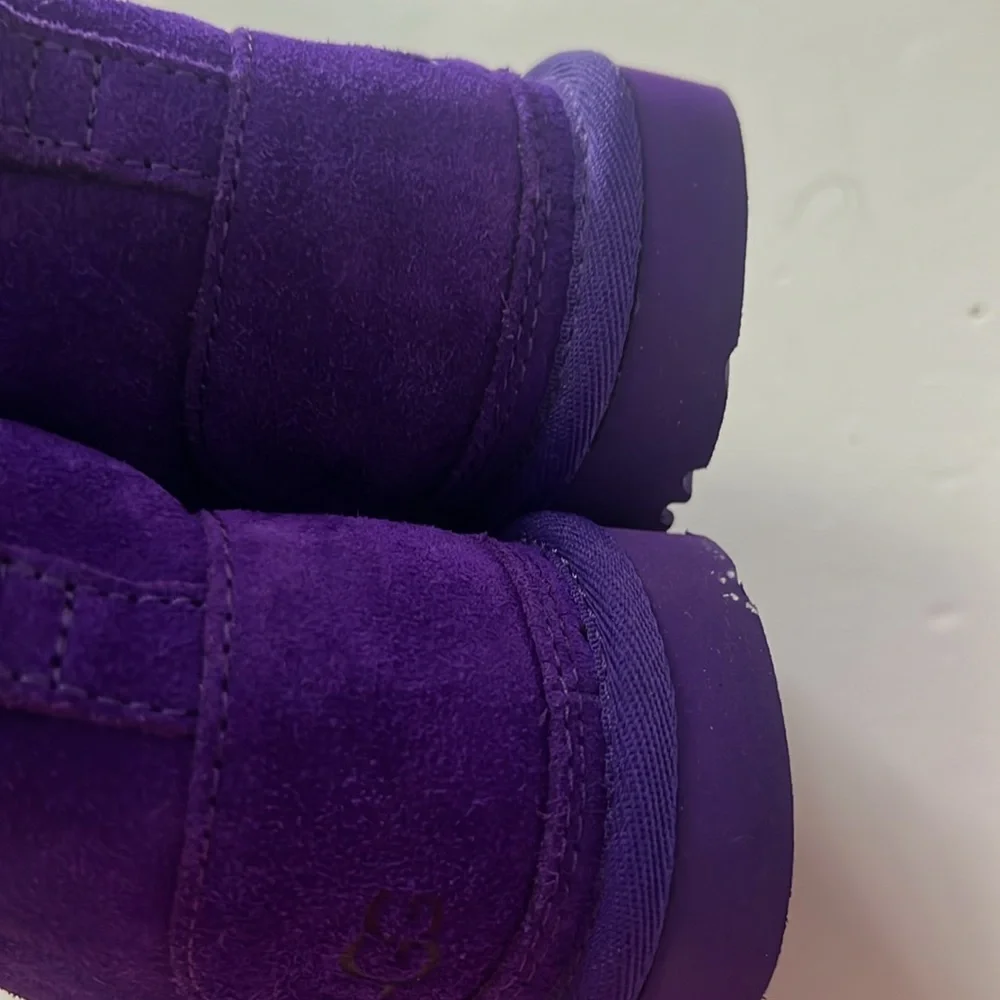 UGG Australia Neumel‎ 11 Purple Suede Ankle Lace up sherling Boots size 1